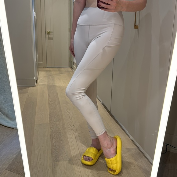 “Gorgeous Outdoor Life Supply Company Leggings – Size Small, Soft & Comfortable - Picture 3 of 4